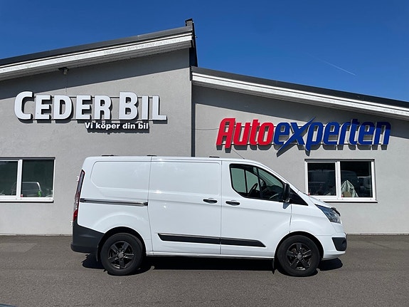 Ford Transit Custom 2 of 5