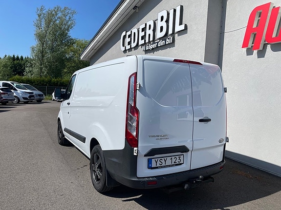 Ford Transit Custom 7 of 16