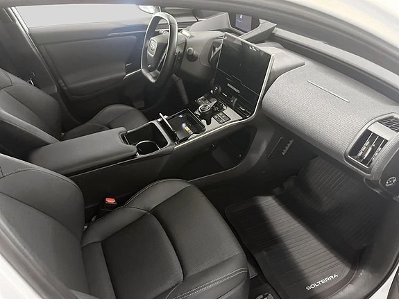 Subaru Solterra 11 of 14