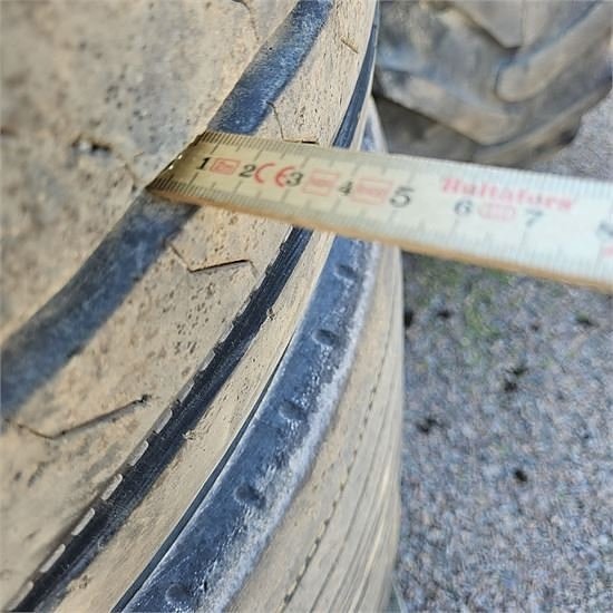 ABC 445/45R19,5 - Fælge med ballondæk 6 stk. / 6 rims with b 13 of 15