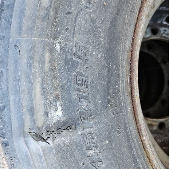 ABC 445/45R19,5 - Fælge med ballondæk 6 stk. / 6 rims with b 6 of 15