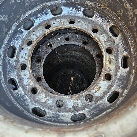 ABC 445/45R19,5 - Fælge med ballondæk 6 stk. / 6 rims with b 4 of 5