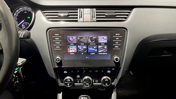 Skoda Octavia 9 of 14