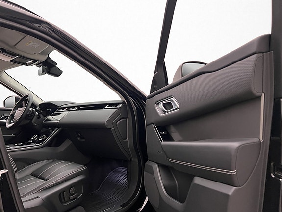 Land Rover Range Rover Velar 29 of 30