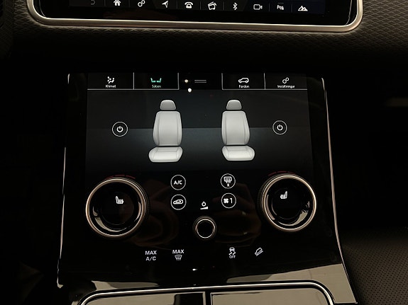 Land Rover Range Rover Velar 25 of 30