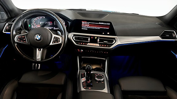 BMW 320 4 of 5