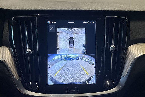 Volvo V60 9 of 12