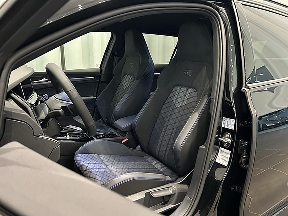 Volkswagen Golf I 7 of 17