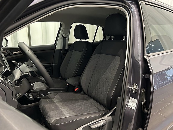Volkswagen T-Cross 6 of 14