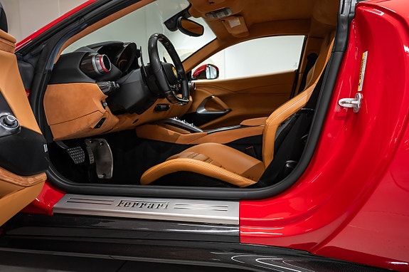 Ferrari 812 Superfast 10 of 20