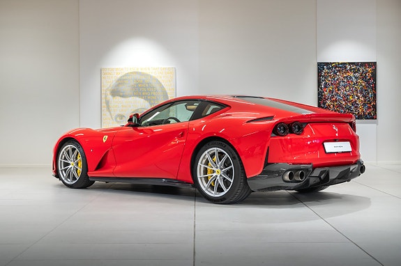 Ferrari 812 Superfast 7 of 20