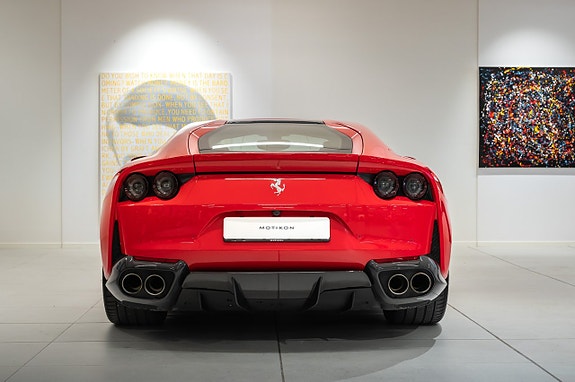 Ferrari 812 Superfast 6 of 20