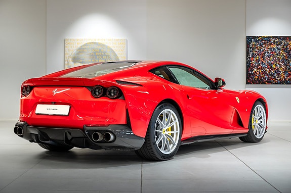 Ferrari 812 Superfast 5 of 5