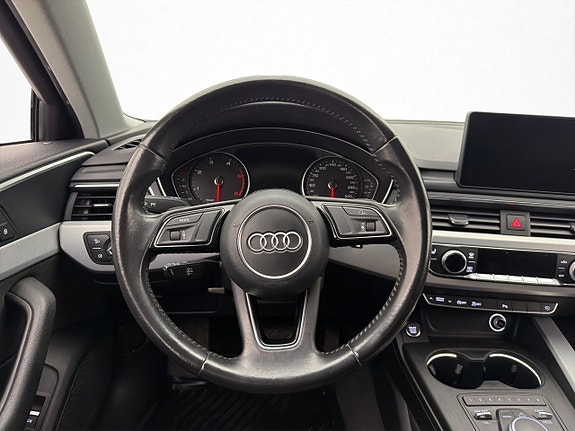 Audi A4 13 of 30