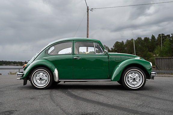 Volkswagen 1302 4 of 5