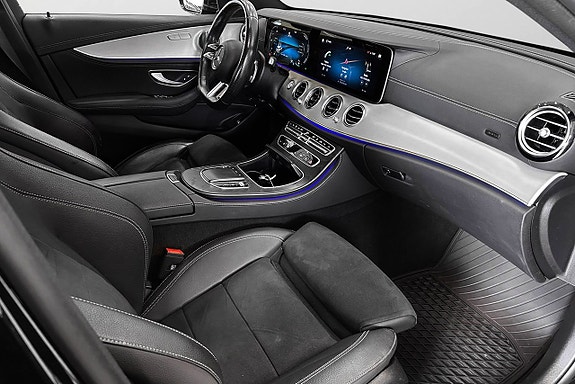 Mercedes-Benz E300 13 of 22