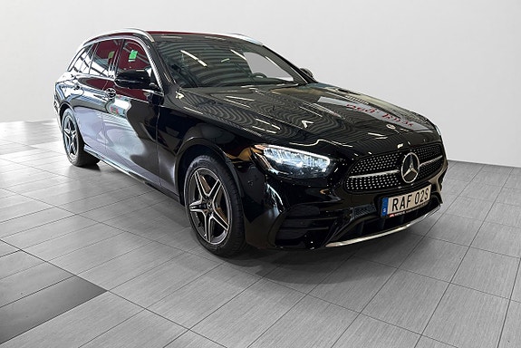 Mercedes-Benz E300 2 of 22