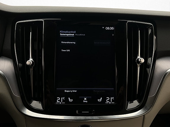 Volvo V60 23 of 30
