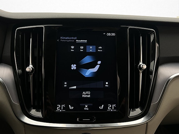 Volvo V60 22 of 30