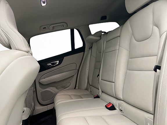 Volvo V60 18 of 30
