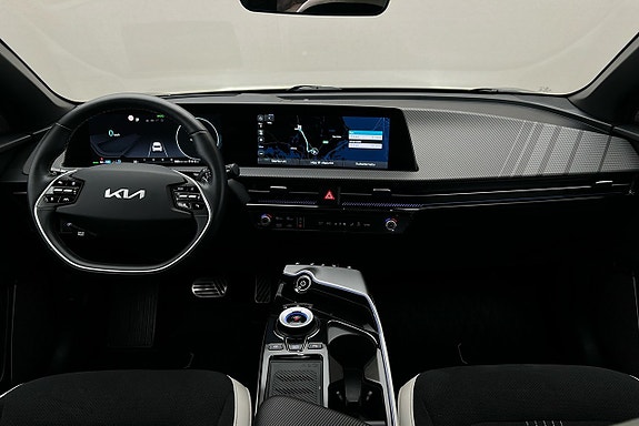 Kia EV6 6 of 30