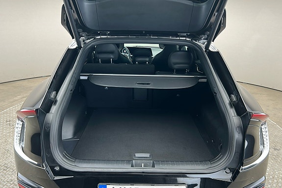 Kia EV6 14 of 30