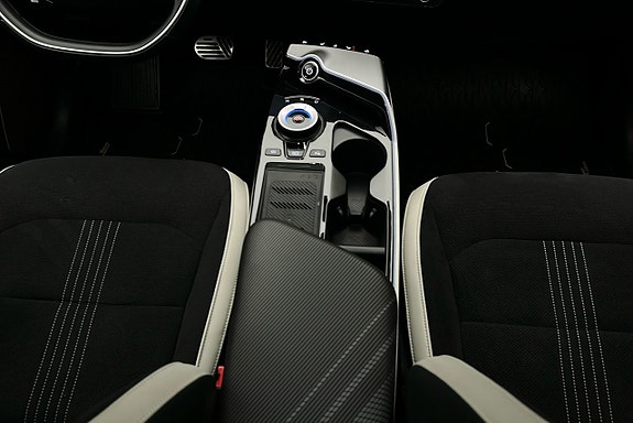 Kia EV6 9 of 30