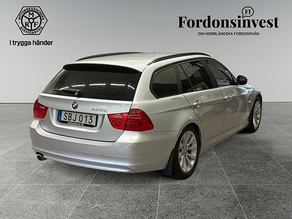BMW 320d 6 of 17