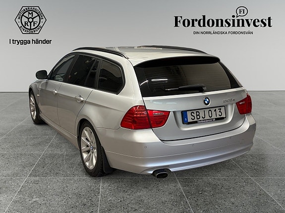 BMW 320d 4 of 17