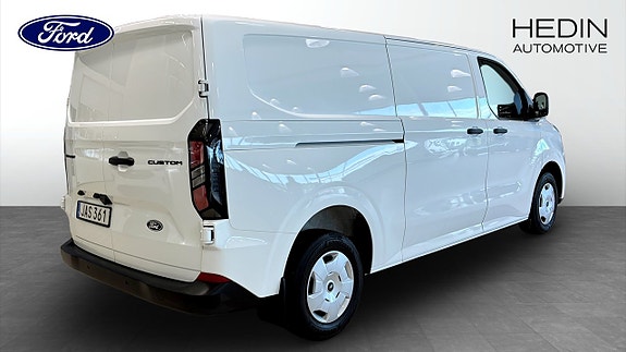 Ford Transit Custom 2 of 5