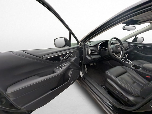 Subaru Outback 12 of 30