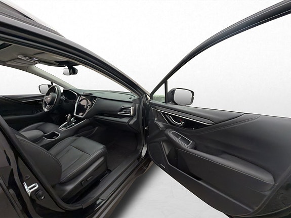 Subaru Outback 17 of 30