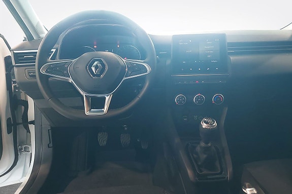 Renault Clio 8 of 10