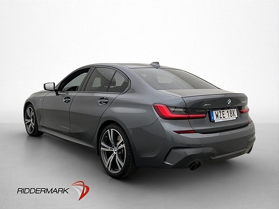 BMW 330i 6 of 30