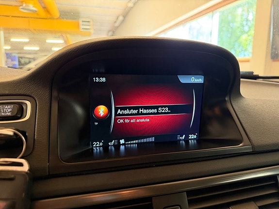 Volvo XC70 15 of 17