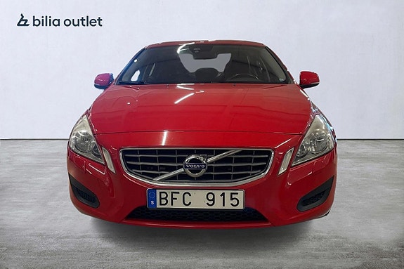 Volvo S60 3 of 5