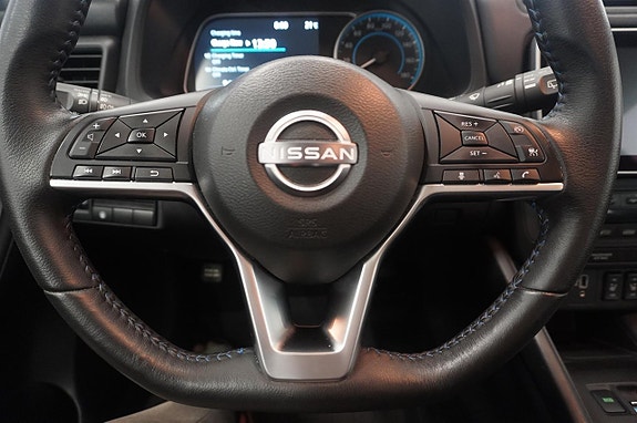 Nissan Leaf 12 of 15