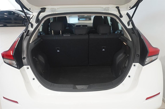 Nissan Leaf 15 of 15