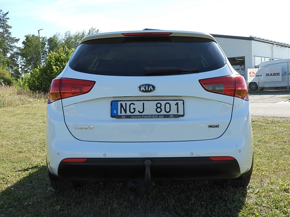 Kia Ceed 3 of 25