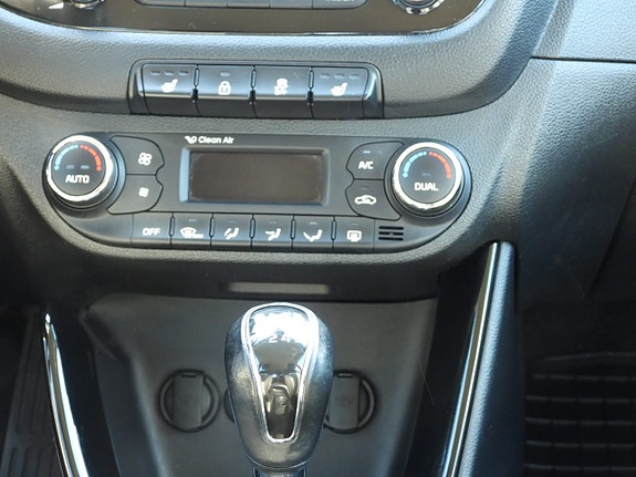 Kia Ceed 21 of 25