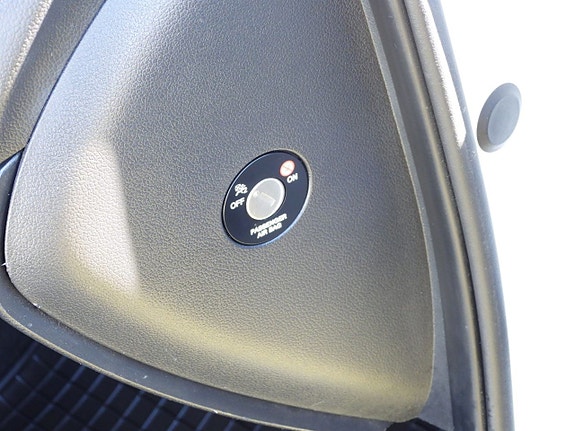 Kia Ceed 25 of 25