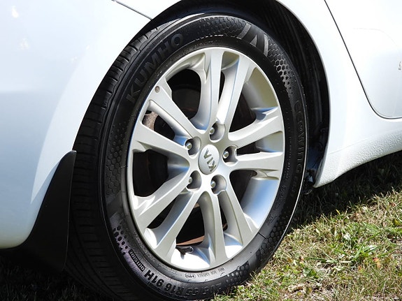 Kia Ceed 7 of 25