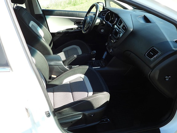 Kia Ceed 18 of 25