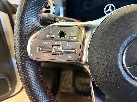 Mercedes-Benz CLA200 21 of 22