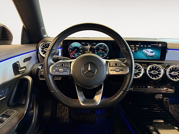 Mercedes-Benz CLA200 13 of 23
