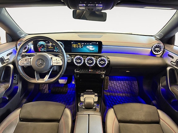 Mercedes-Benz CLA200 10 of 23