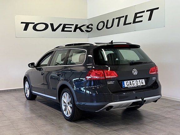Volkswagen Passat Alltrack 4 of 5