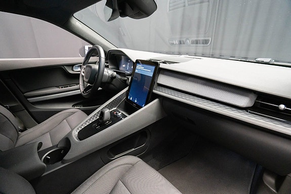 Polestar 2 11 of 21