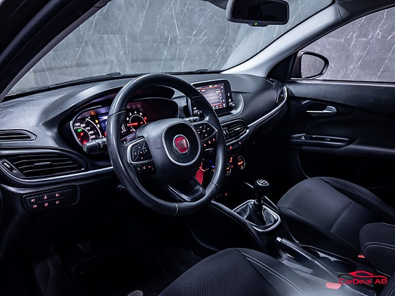 Fiat Tipo 11 of 26