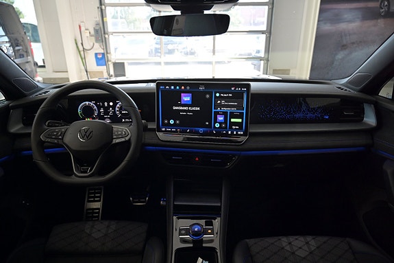 Volkswagen Tayron 12 of 26